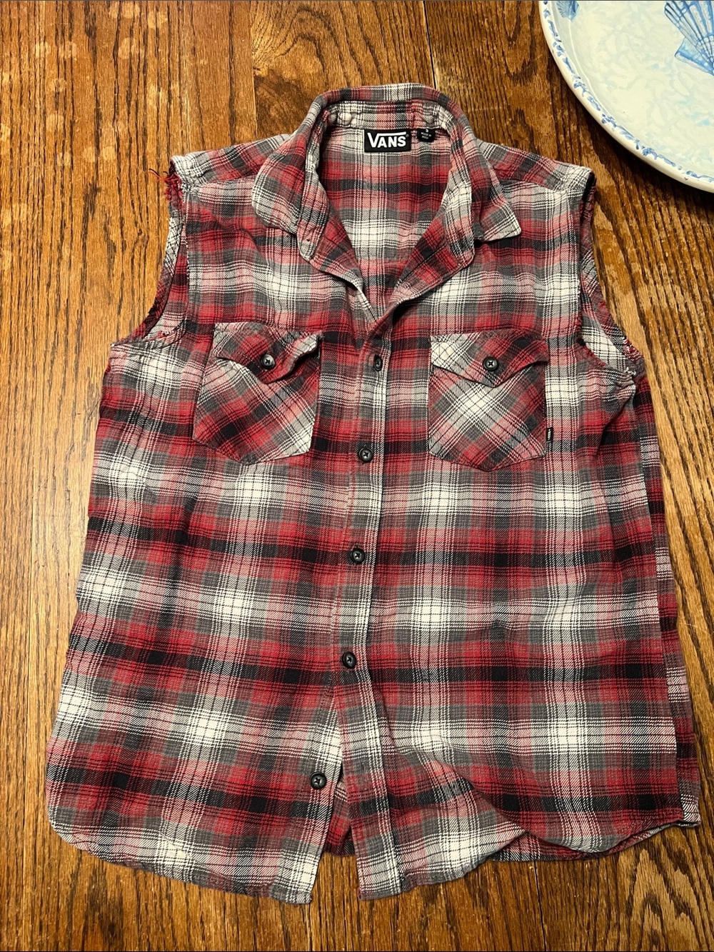 Vans Red Black White Plaid Sleeveless Button-Down Shirt